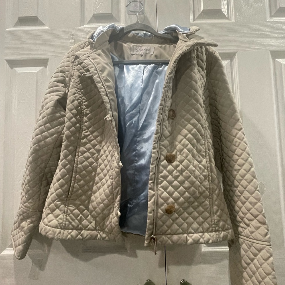 Calvin Klein Cream Jacket with Light Blue Lining - Picture 1 of 11